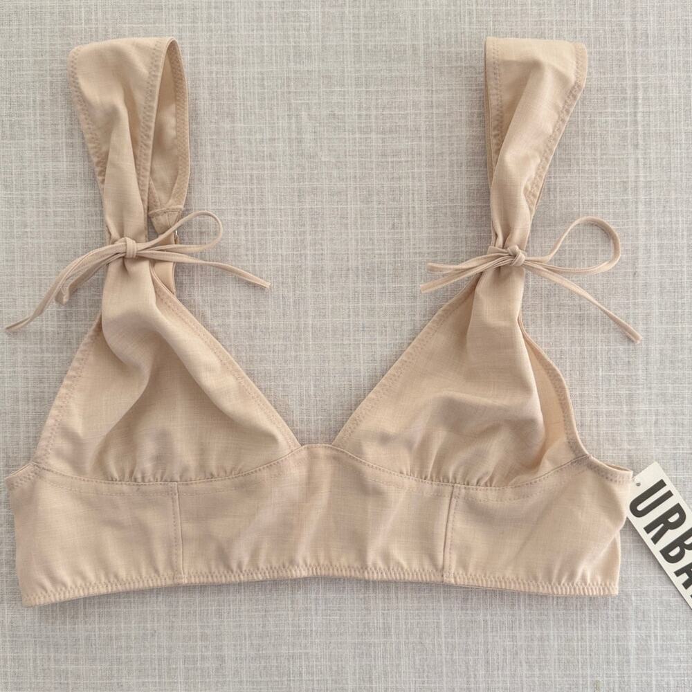 Urban Outfitters NWT | cream bra style top shirt| size large